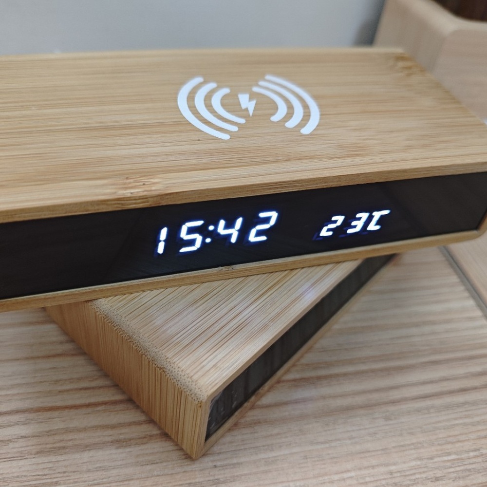 Office Table Accessories Unique - Çok Fonksiyonlu Bambu Dijital Saat Kablosuz