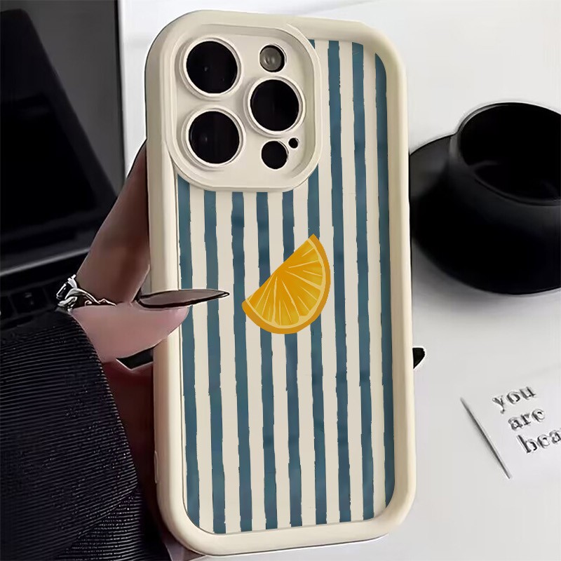 Çizgili Limon Dilimi Desenli T - Apple Iphone 15 incelemesi ve fiyatı